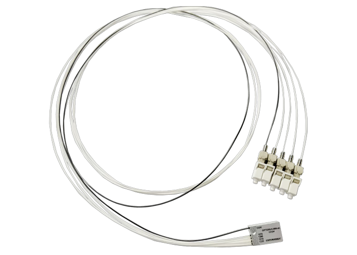 COTSWORKS CWDM optik multiplexer ve fiber bağlantıları
