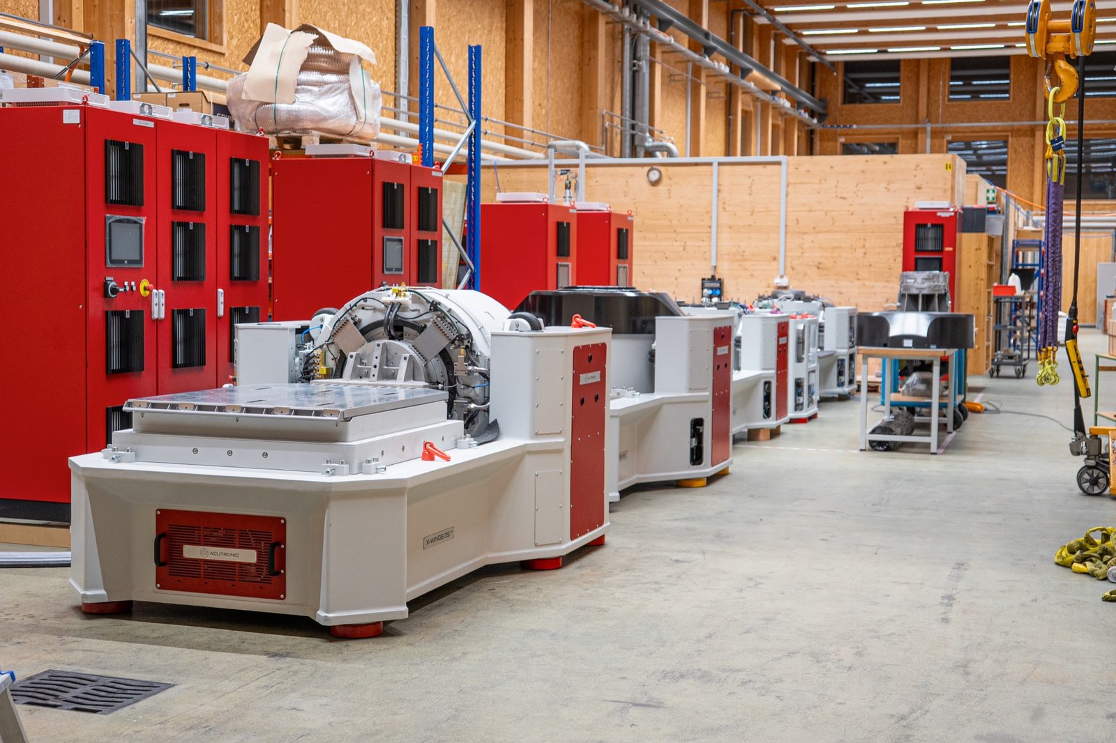 Acutronic iMPULSE™ X-Wings35™ shaker systems on the production floor